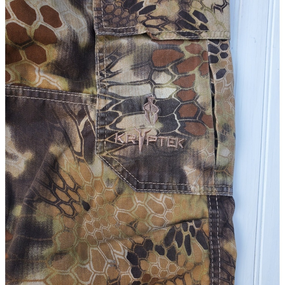 Kryptek Highlander Camo Double Knee Hunting‎ Pants Mens Size XL (Measures 40x32)